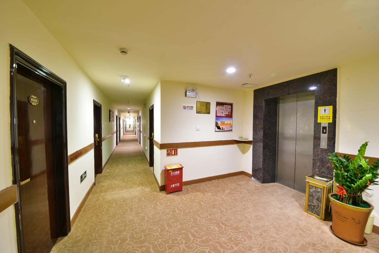 City Comfort Inn Hotel (quanzhoupuxiwandafengzeguangchang) 2*