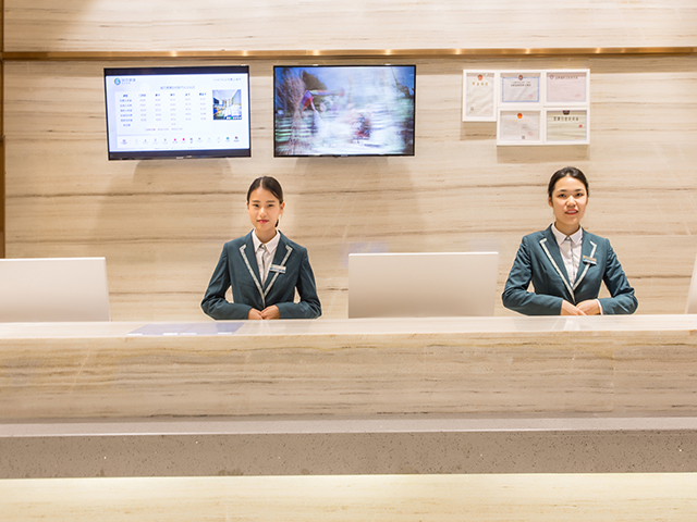 City Comfort Inn Hotel (quanzhoupuxiwandafengzeguangchang) 2*