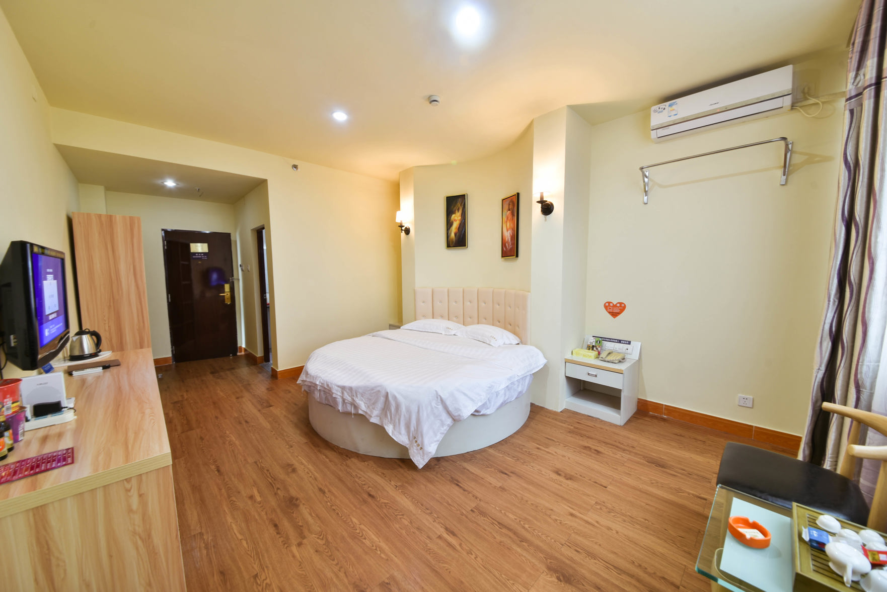 City Comfort Inn Hotel (quanzhoupuxiwandafengzeguangchang) 2*