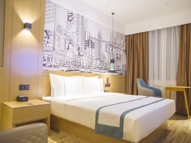 City Comfort Inn Hotel (Wuhan Huquan Street Yangjiawan Subway Station) 2*