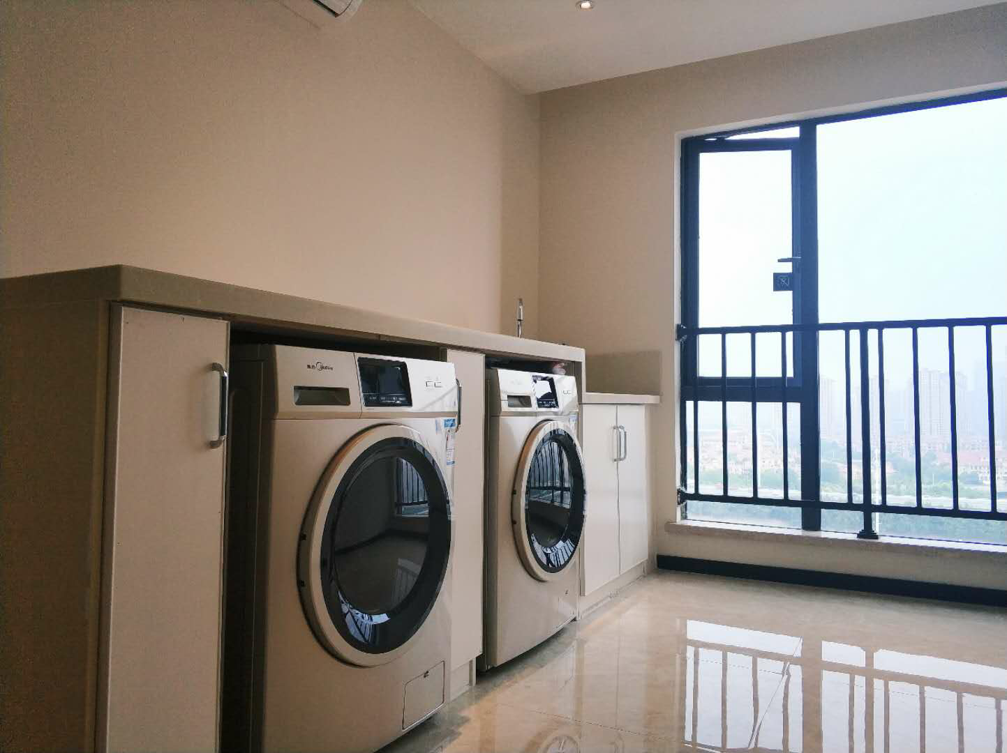 City Comfort Inn (Wuhan International Expo Center AEON) 2*