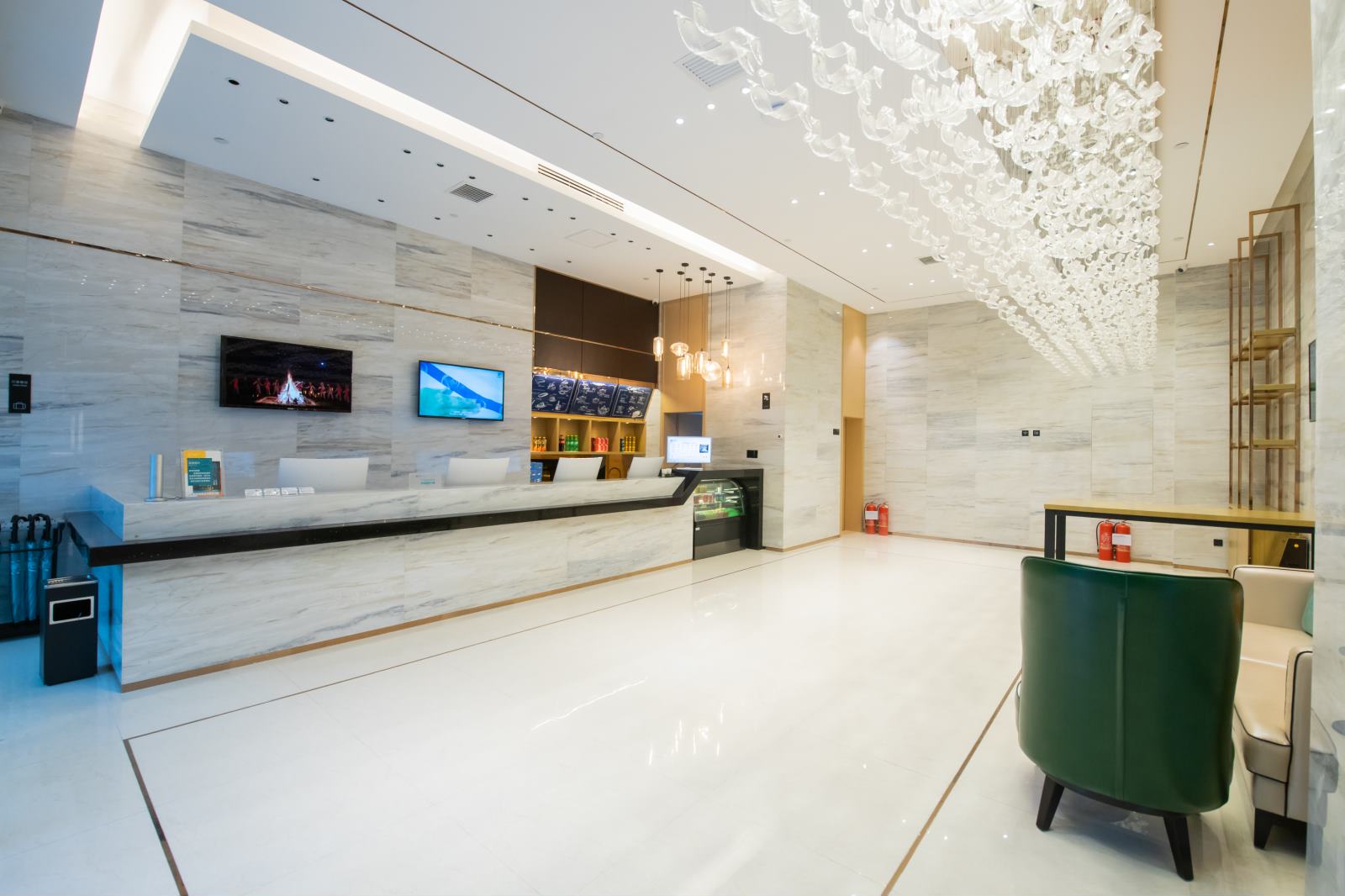 City Comfort Inn Hotel (Changchun Puyang Street FAW Auto Trade City) 2*