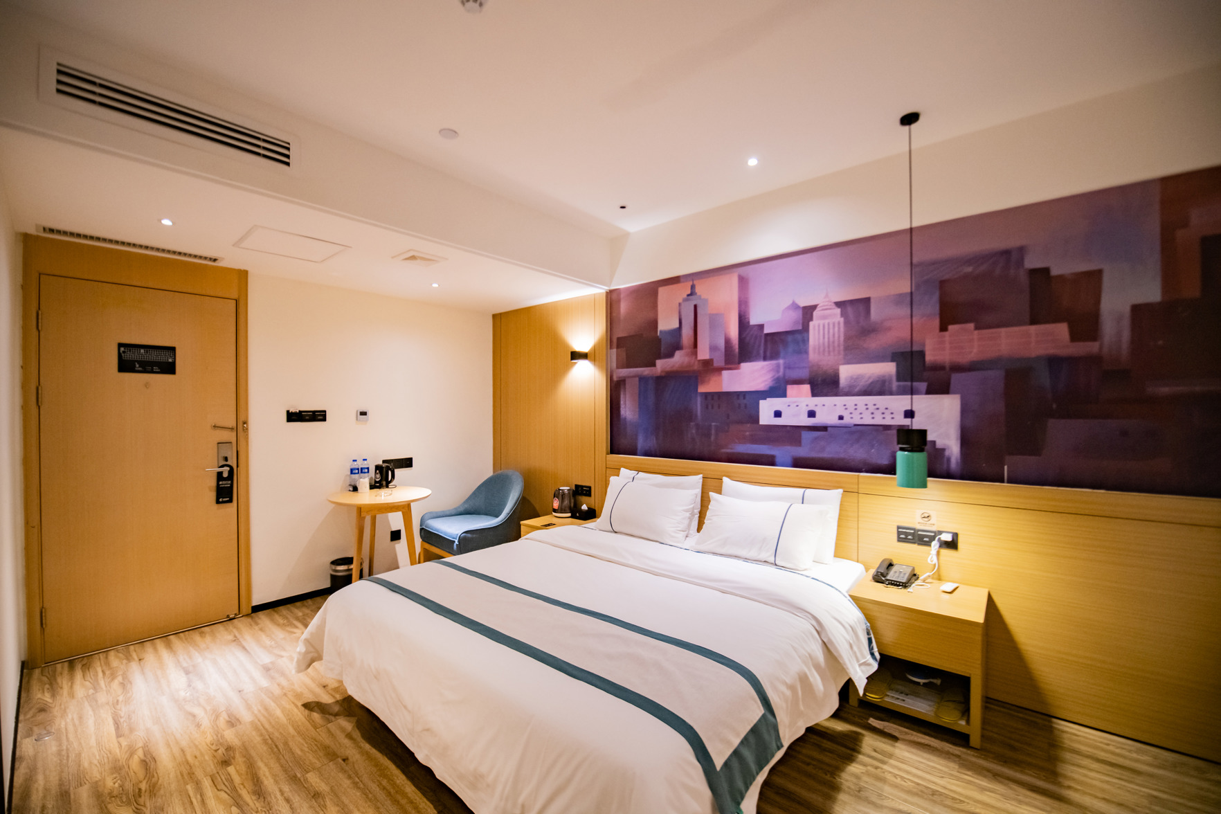 City Comfort Inn Hotel (Changchun Puyang Street FAW Auto Trade City) 2*