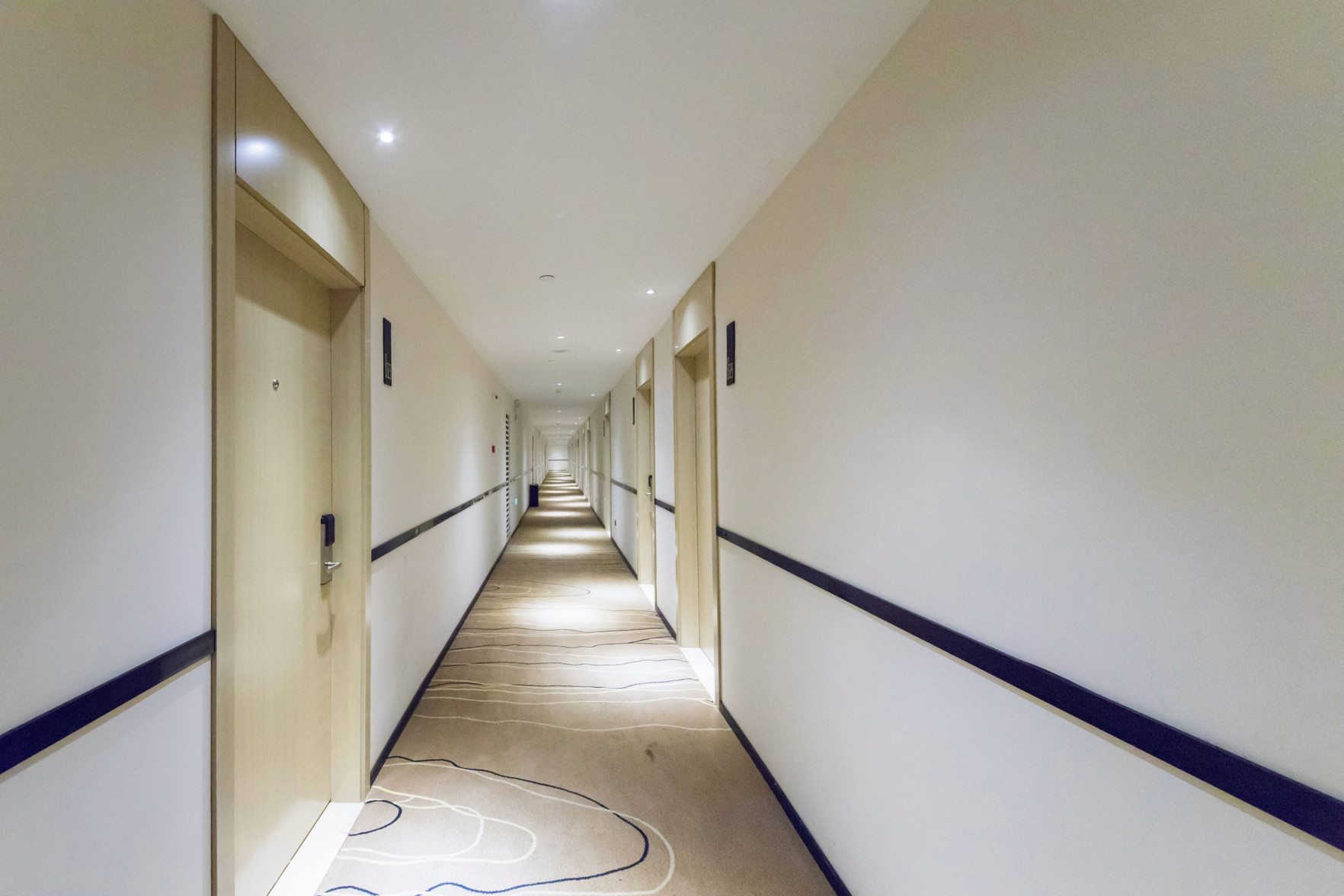 City Comfort Inn Express Hotel (Yangzhou Slender West Lake Wuyue Plaza) 2*