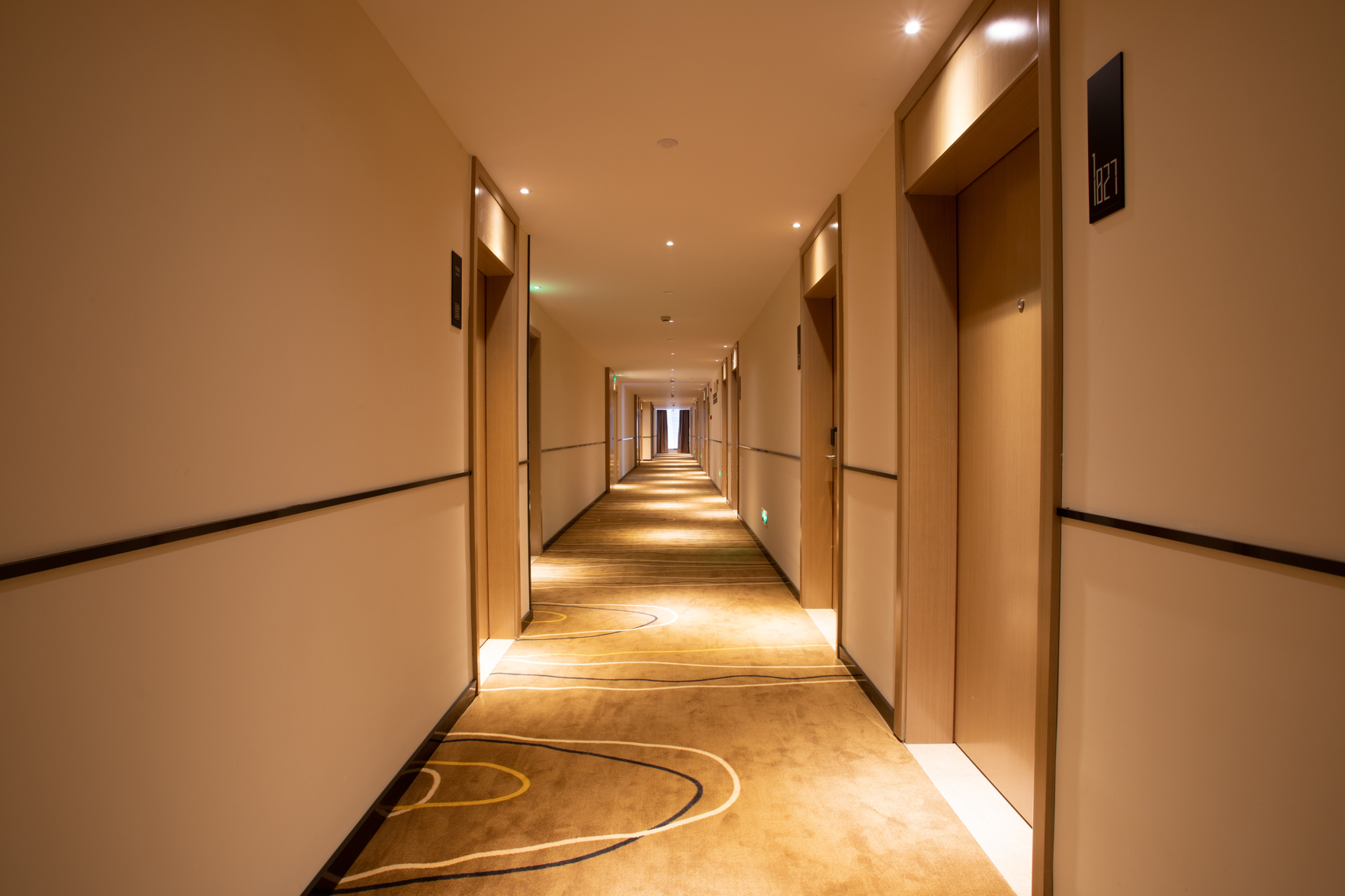 City Comfort Inn (Zhuji Xishi Theater Yongli Plaza) 2*