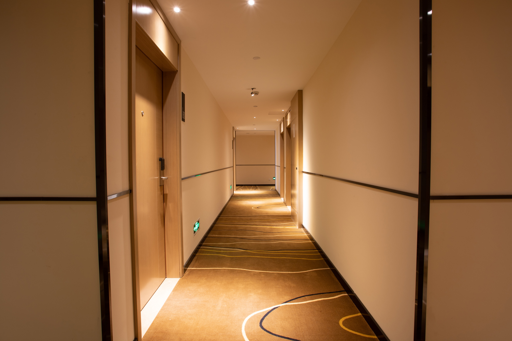 City Comfort Inn (Zhuji Xishi Theater Yongli Plaza) 2*