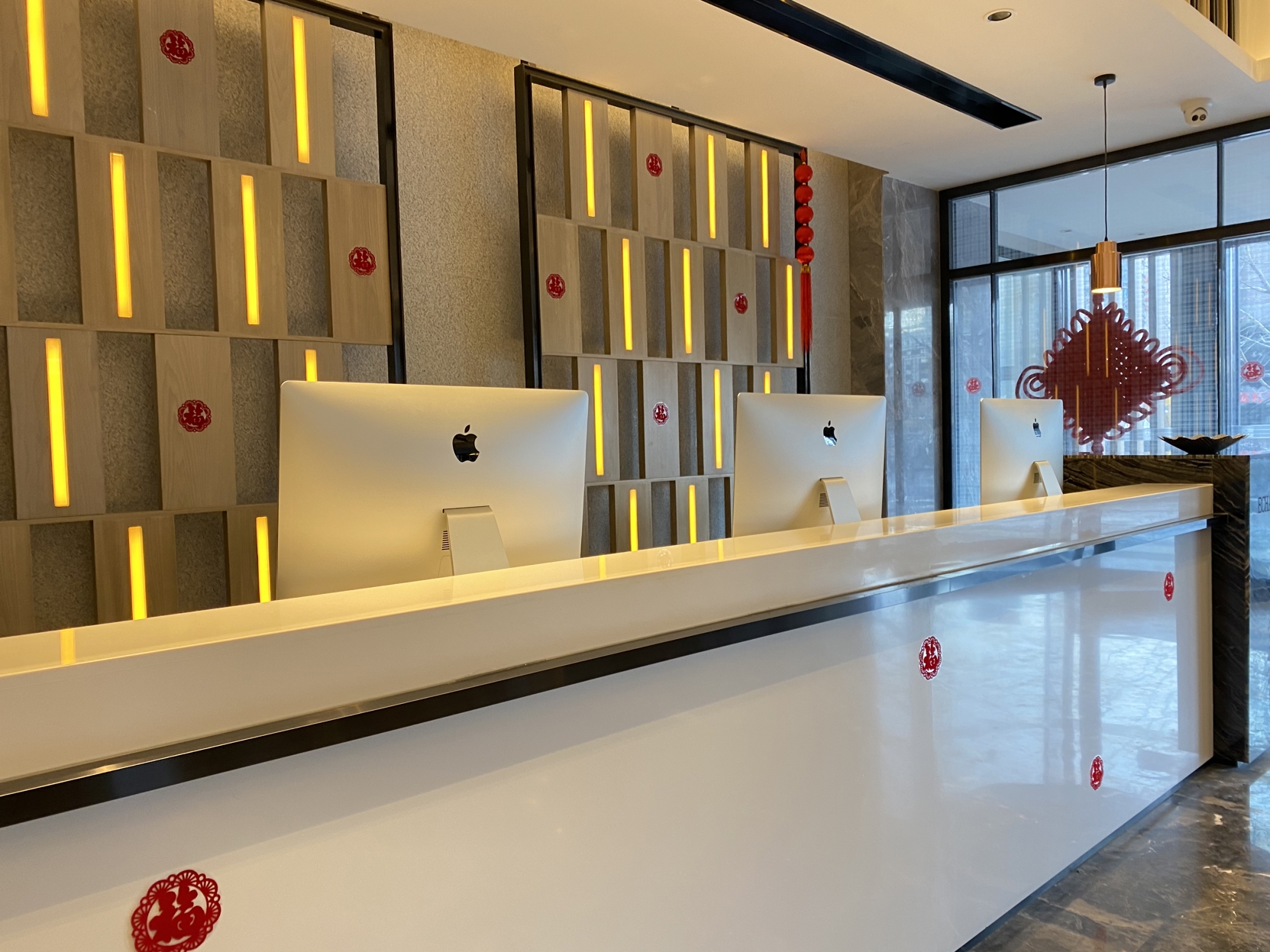 Echarm Hotel (Shenyang North Railway Station Subway Station) 3*
