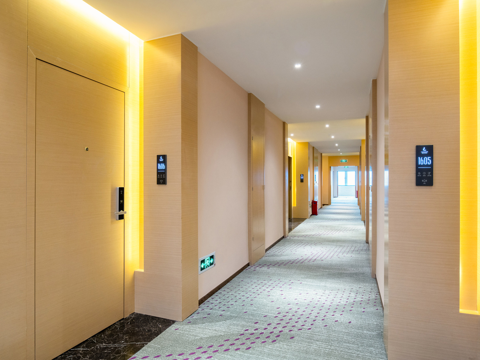 Lavande Hotel (Haifeng Phoenix New City) 3*
