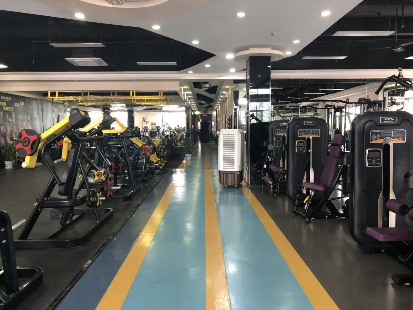 Baiyu Hotel (Guangzhou Konggang Avenue Longgui Jinbo Plaza Branch) 3*