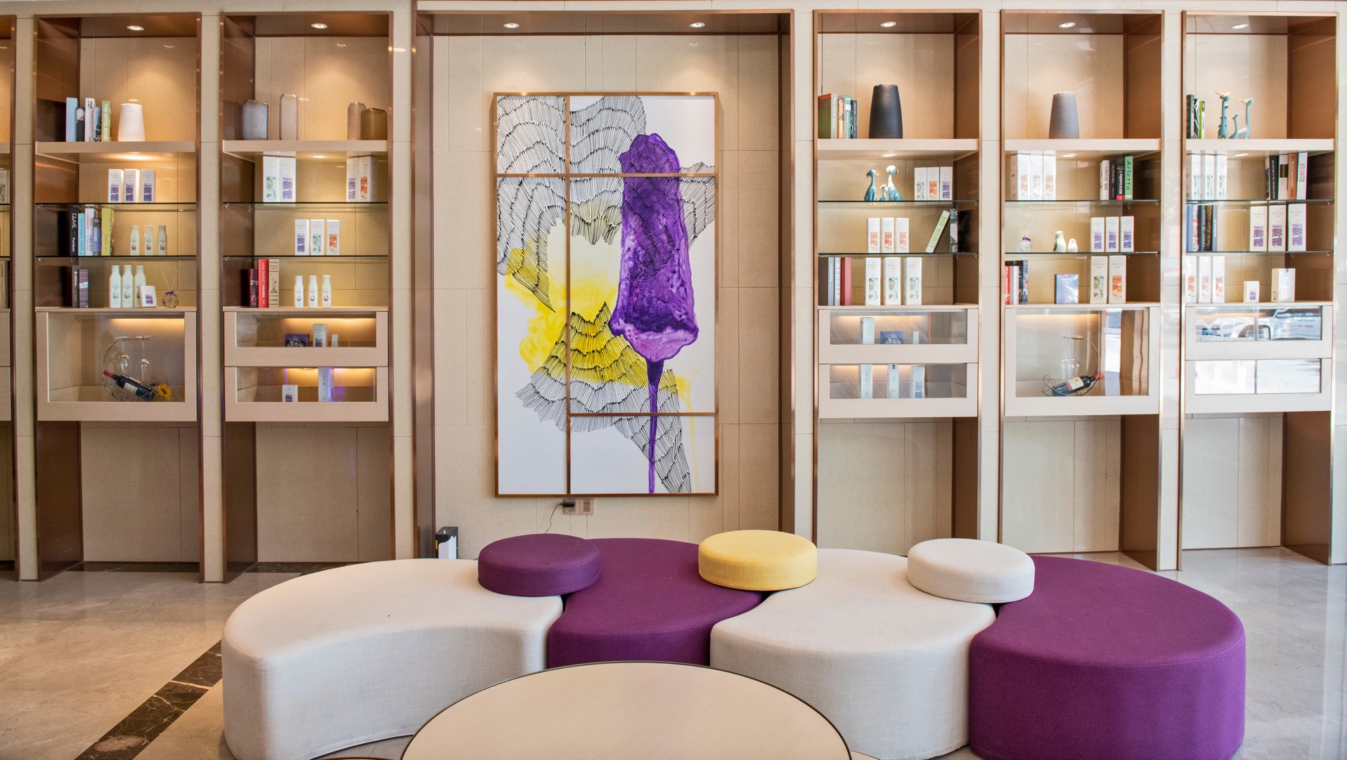 Baiyu Hotel (Guangzhou Konggang Avenue Longgui Jinbo Plaza Branch) 3*