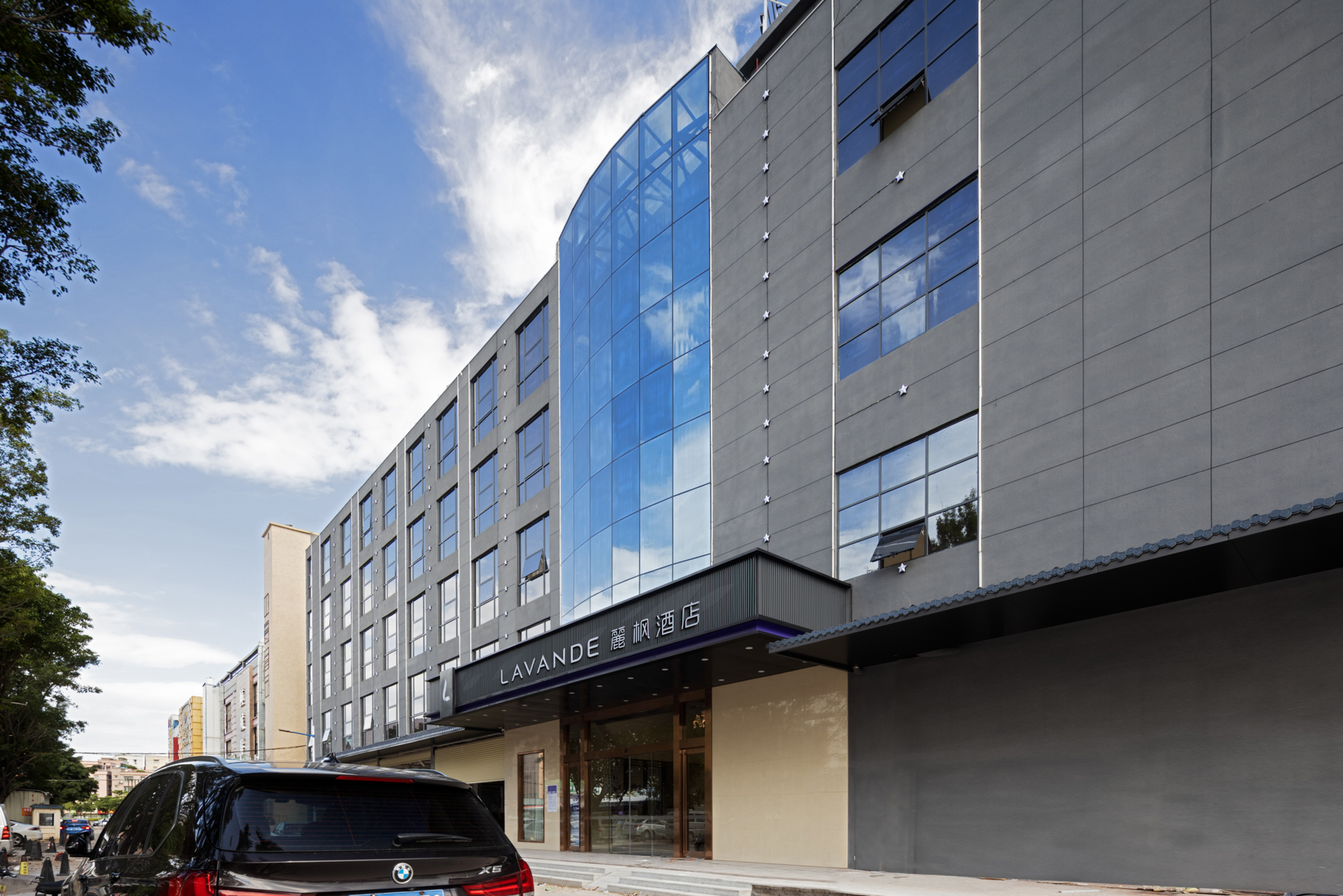 Baiyu Hotel (Guangzhou Konggang Avenue Longgui Jinbo Plaza Branch) 3*