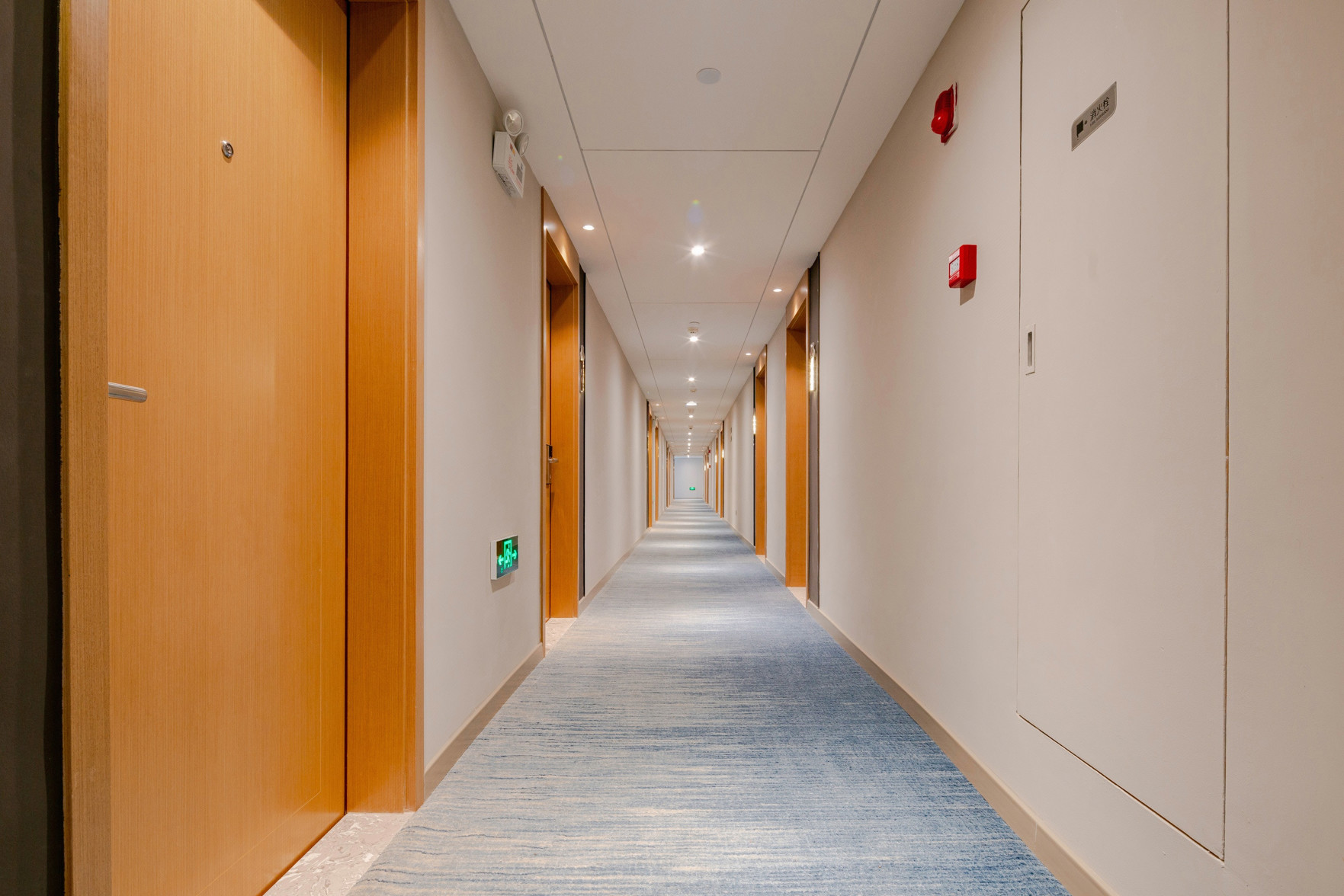 Magnotel Hotel (Nanning Youyi Road) 3*