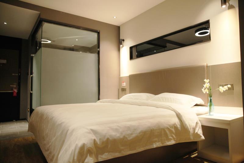 City 118 Select Hotel (Jinan Qilu Software Park store) 2*