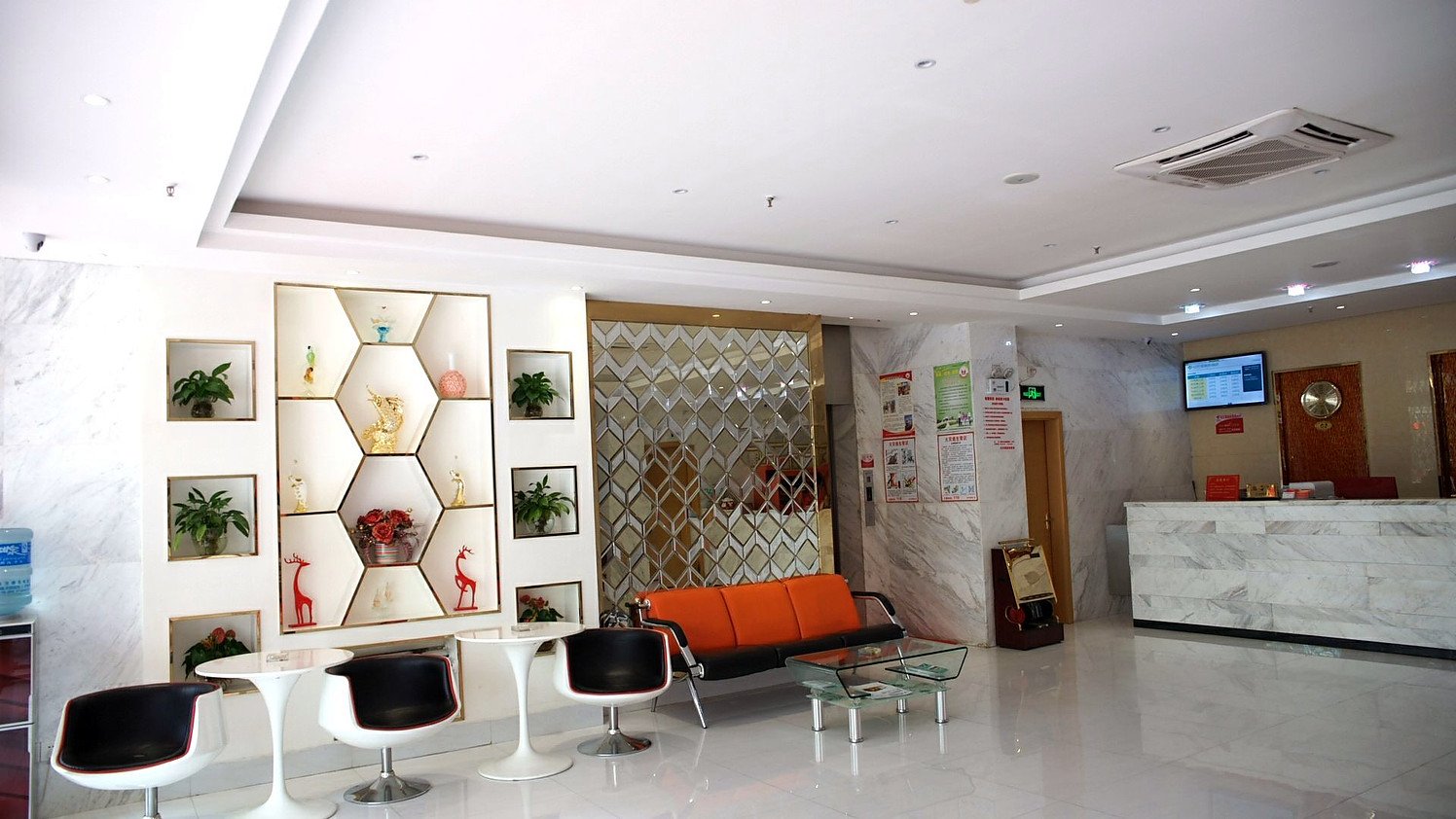Red Lantern Traders Hotel 2*
