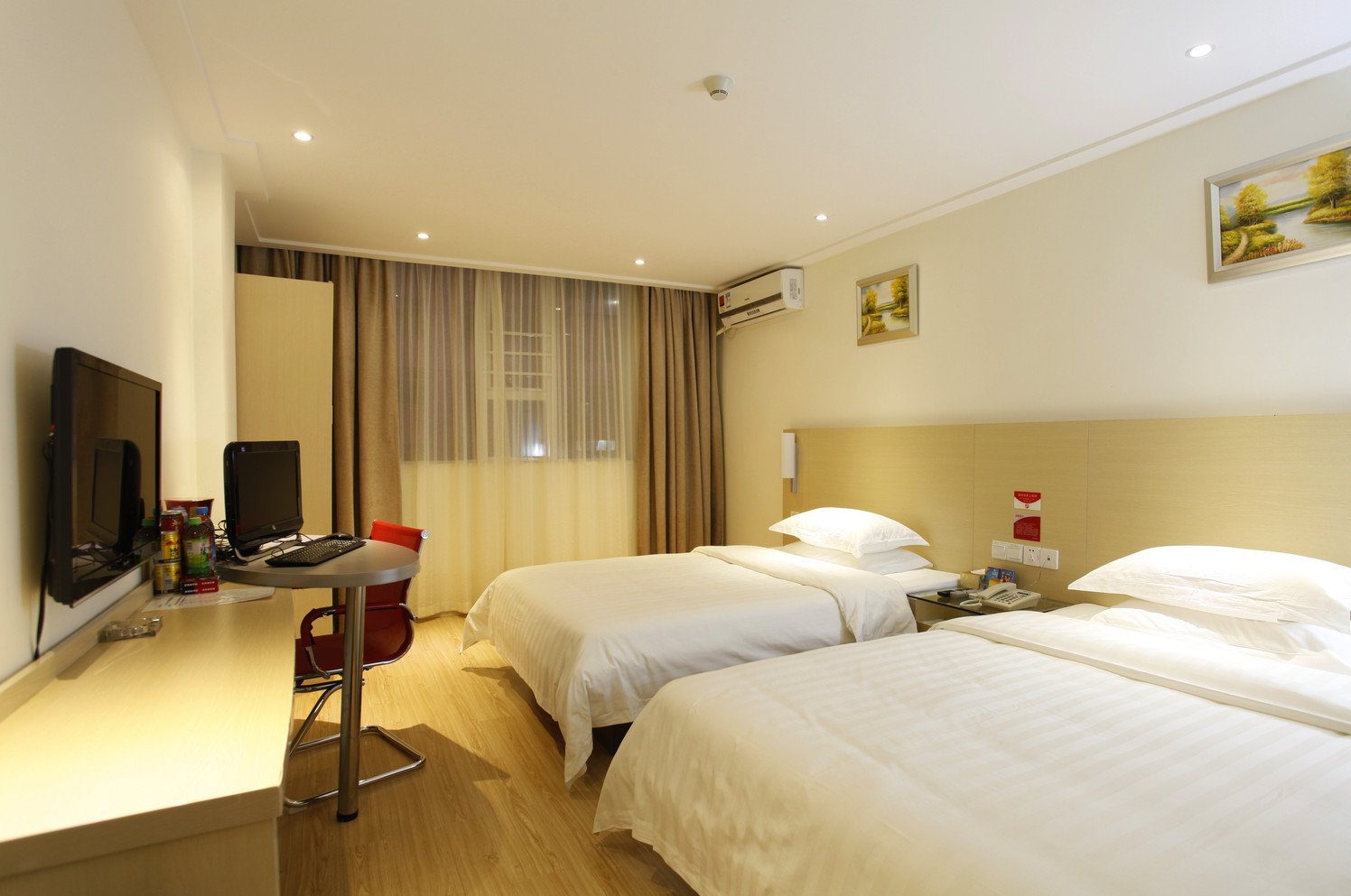 Red Lantern Traders Hotel 2*