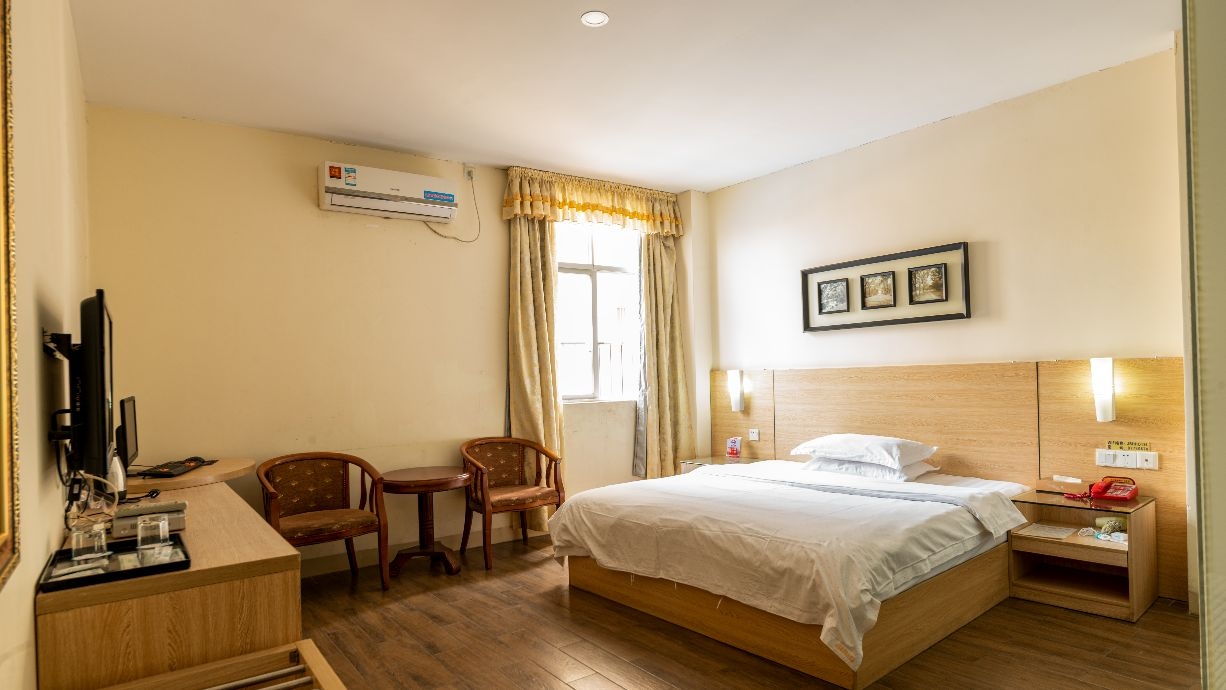 Jinlily Business Hotel (Hengzhou Avenue) 2*