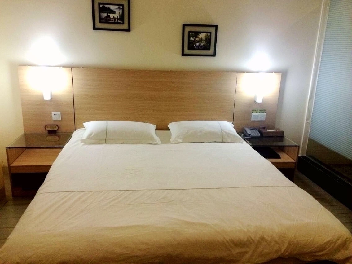 Jinlily Business Hotel (Hengzhou Avenue) 2*