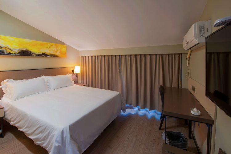 Motel 168 Qidong Lvsi Town West Huancheng Road Branch 2*