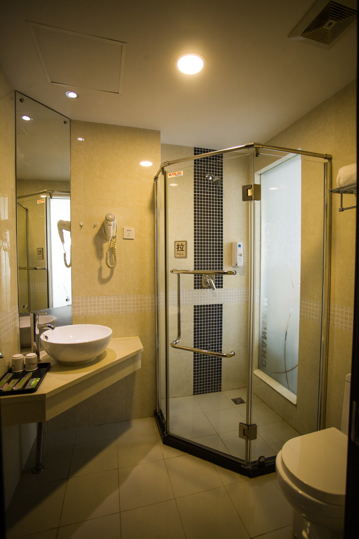 Motel 168 Qidong Lvsi Town West Huancheng Road Branch 2*