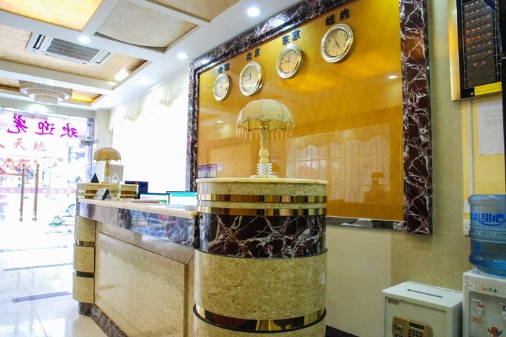 Jiaxuan.shangpin Hotel(Dongguantangxia Garden New Street Store) 2*