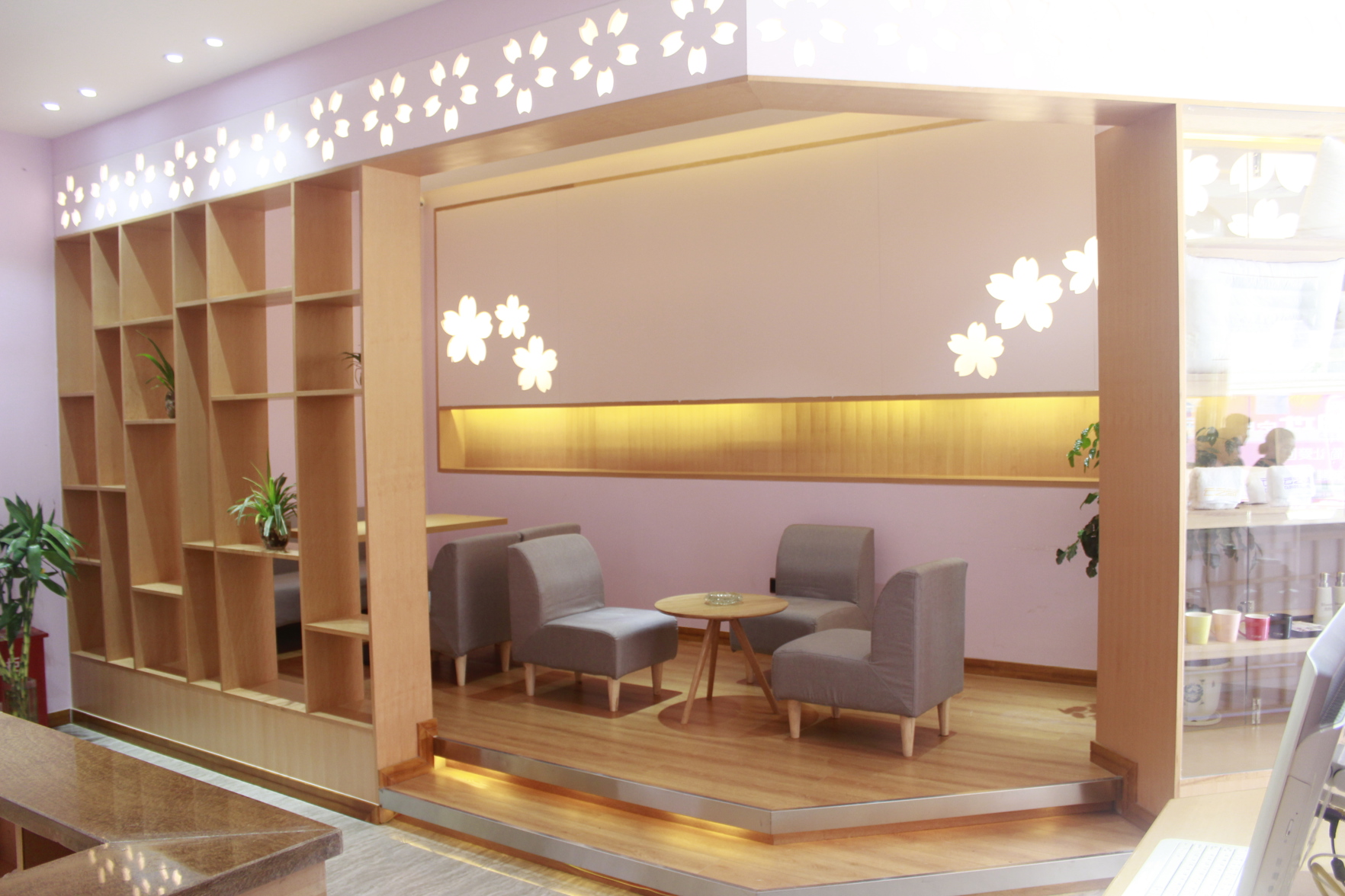 Clouds  hotel 2*