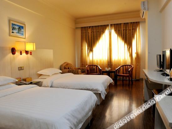 Rencai Hotel (Hepu Beihai) 2*