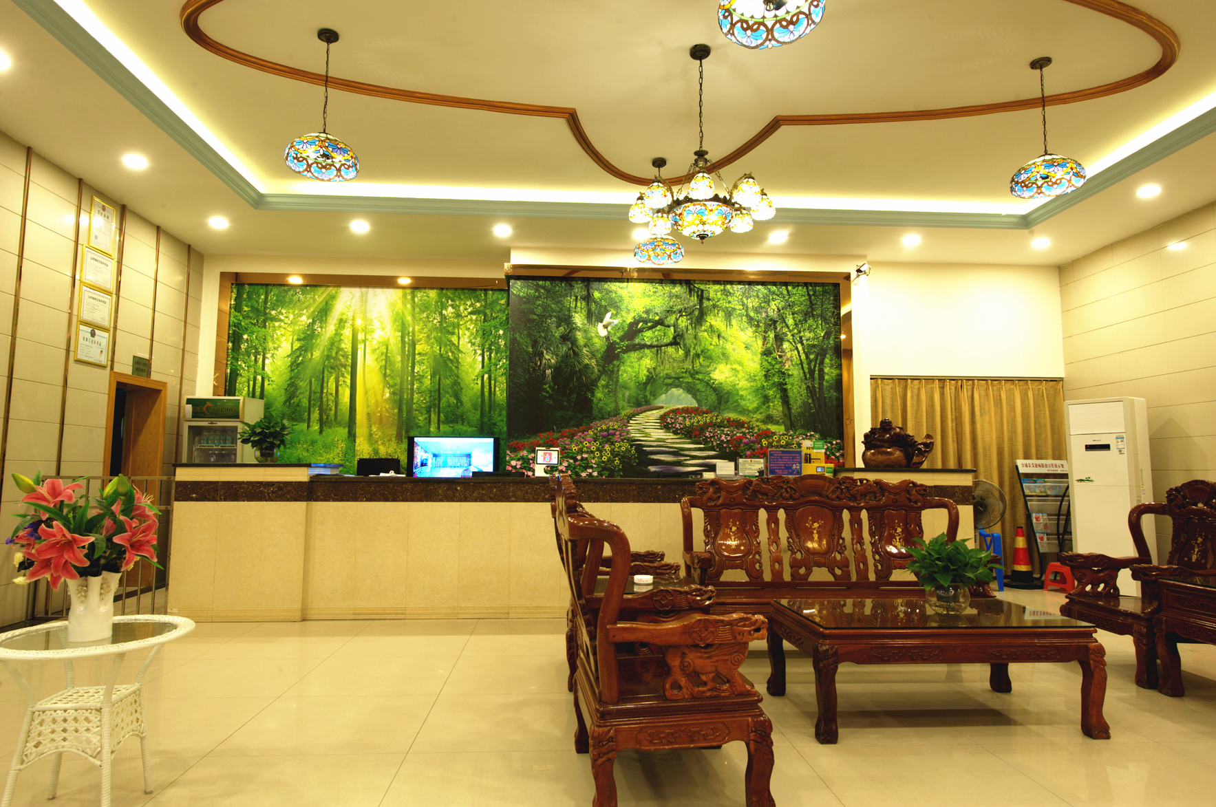 Rencai Hotel (Hepu Beihai) 2*