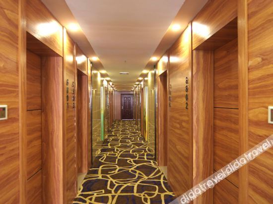 Xingyue Hotel (Jiangnan Bus Terminal Dashatian Subway Station) 2*