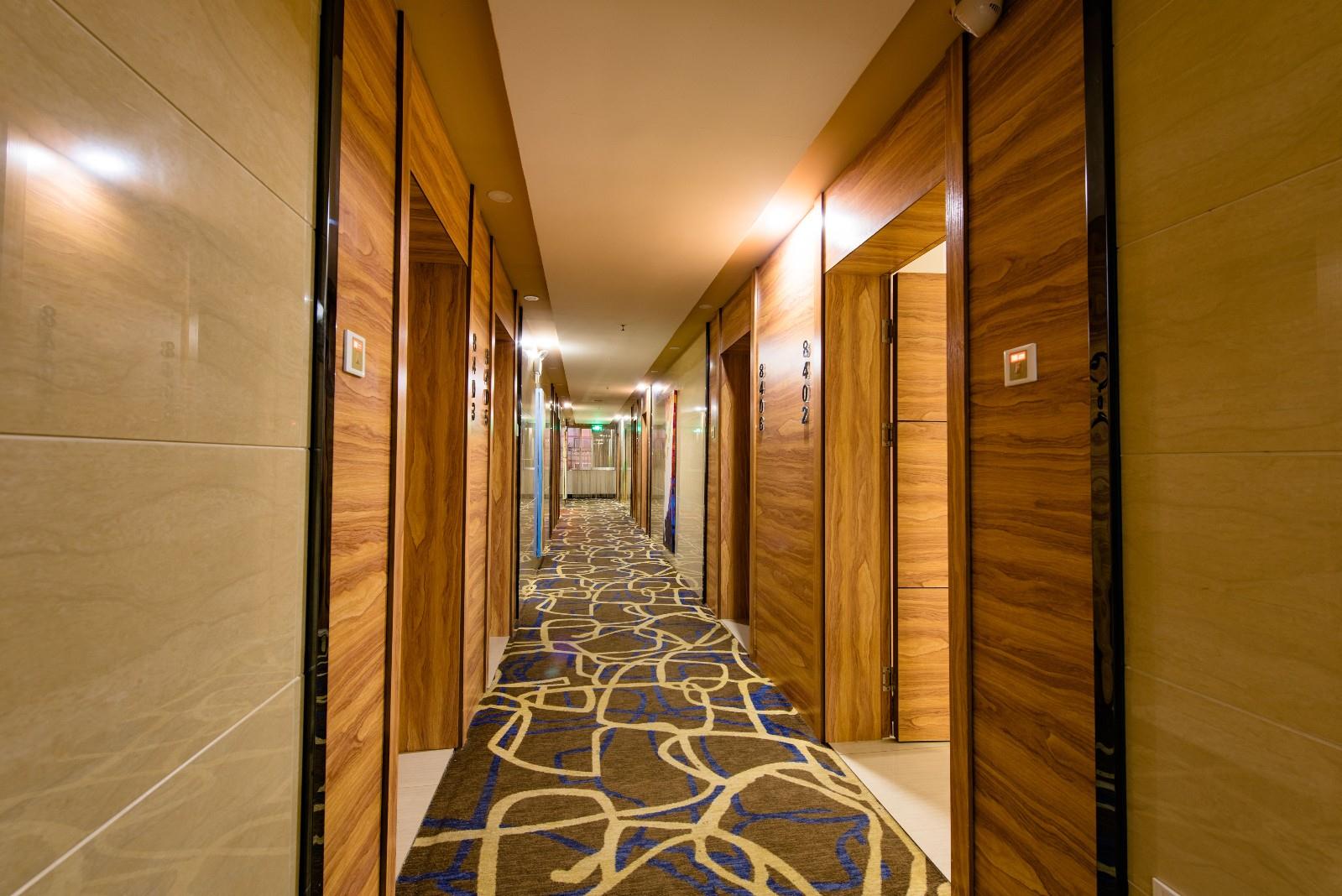 Xingyue Hotel (Jiangnan Bus Terminal Dashatian Subway Station) 2*