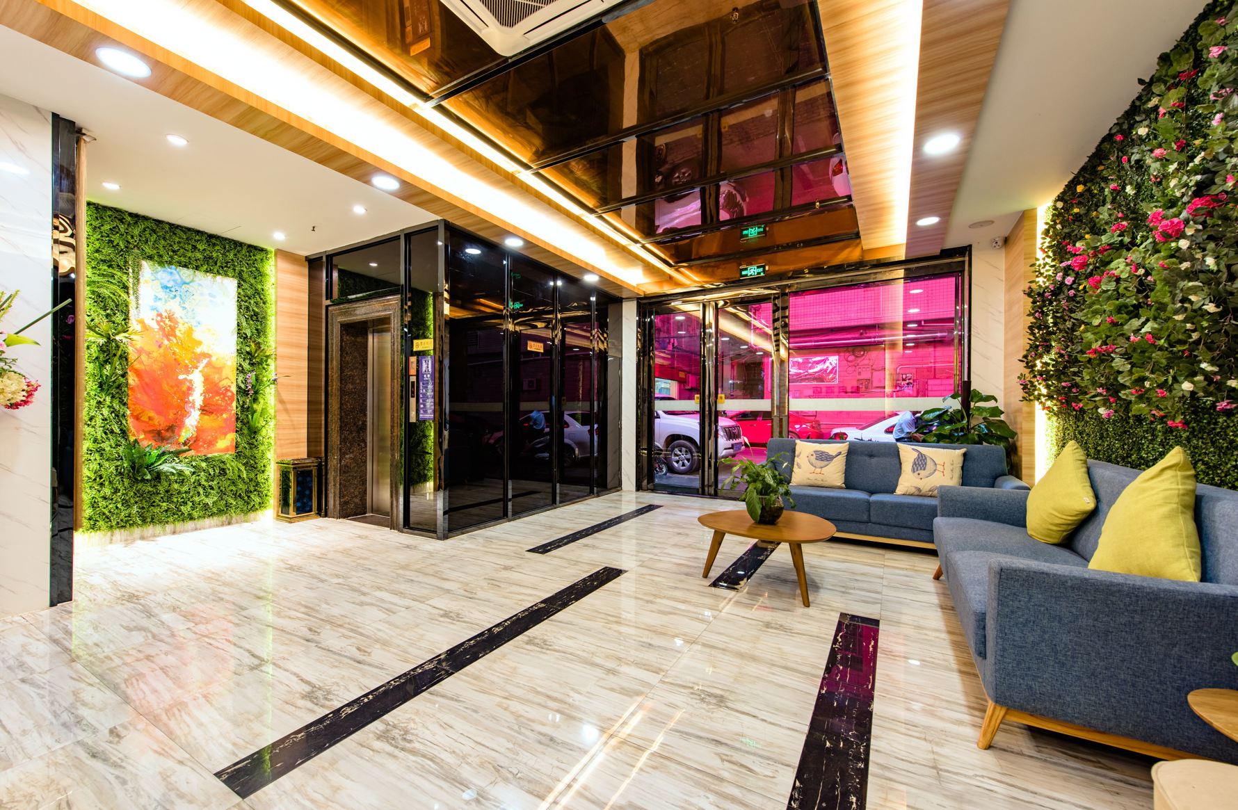 Xingyue Hotel (Jiangnan Bus Terminal Dashatian Subway Station) 2*