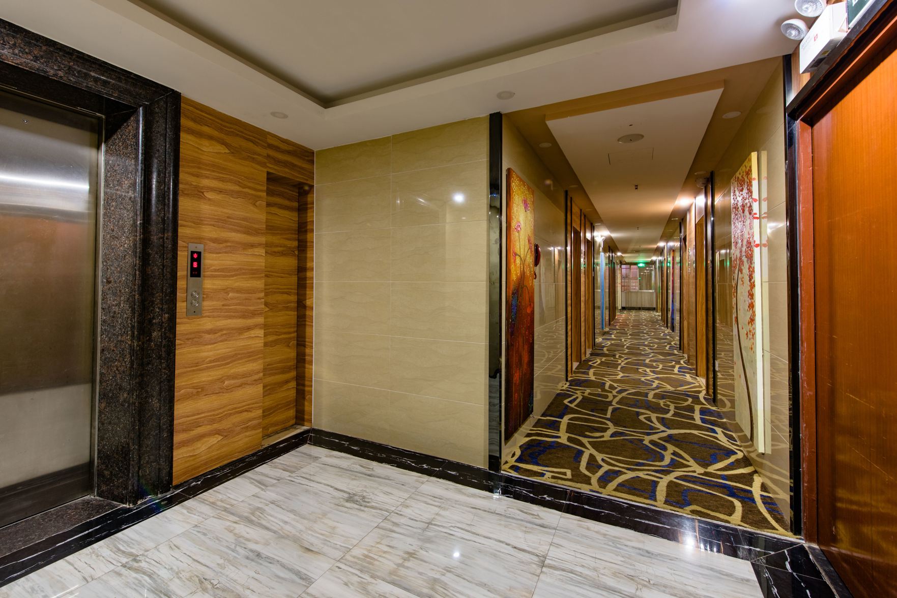 Xingyue Hotel (Jiangnan Bus Terminal Dashatian Subway Station) 2*