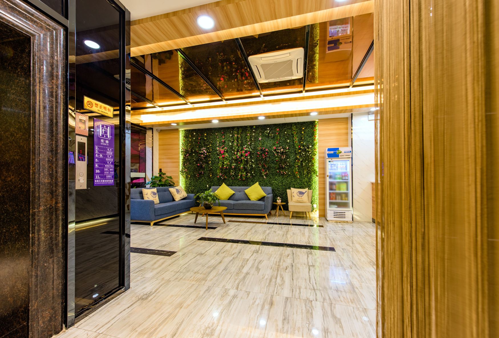 Xingyue Hotel (Jiangnan Bus Terminal Dashatian Subway Station) 2*