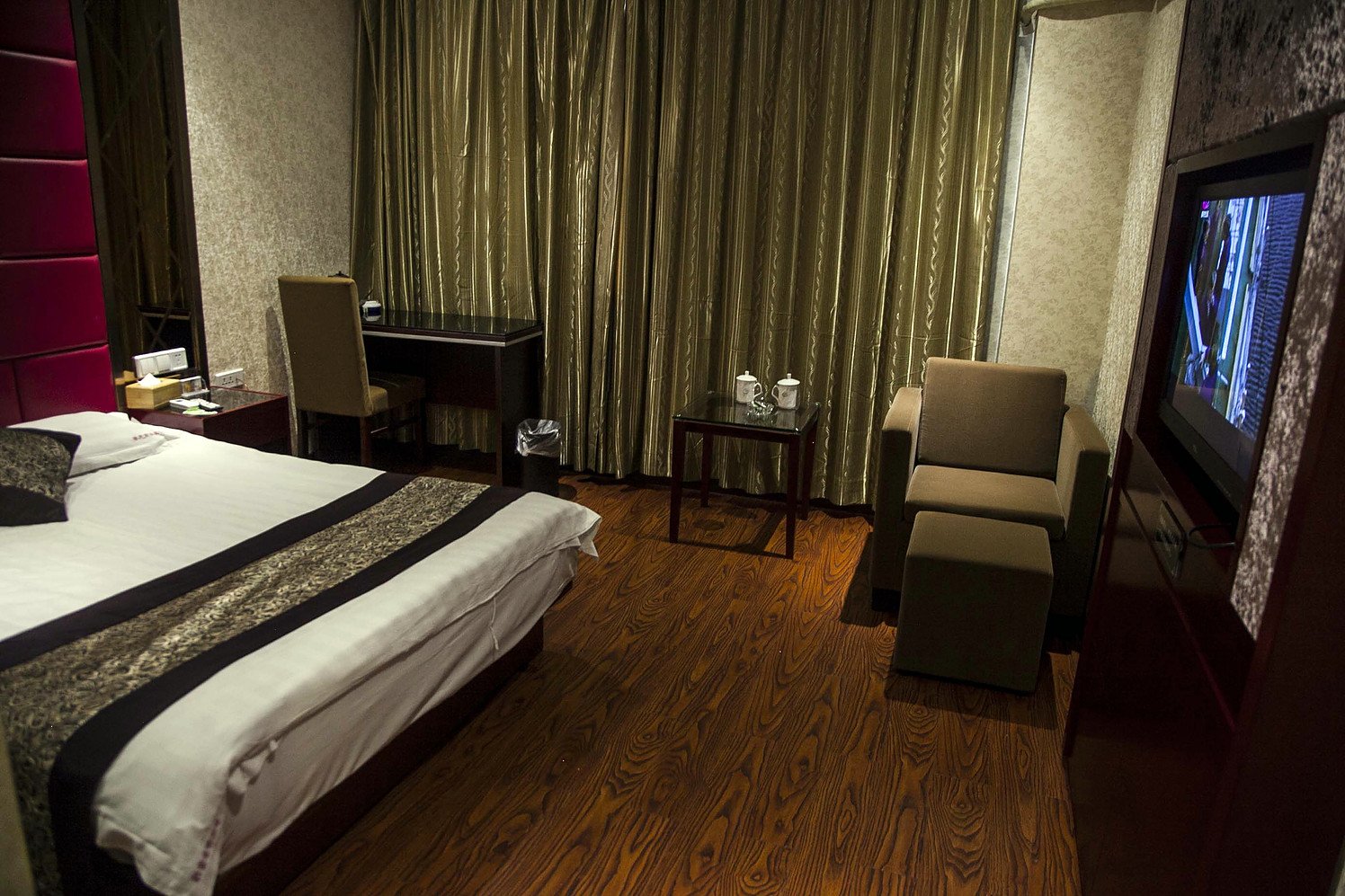 Xueyuan Hotel 2*