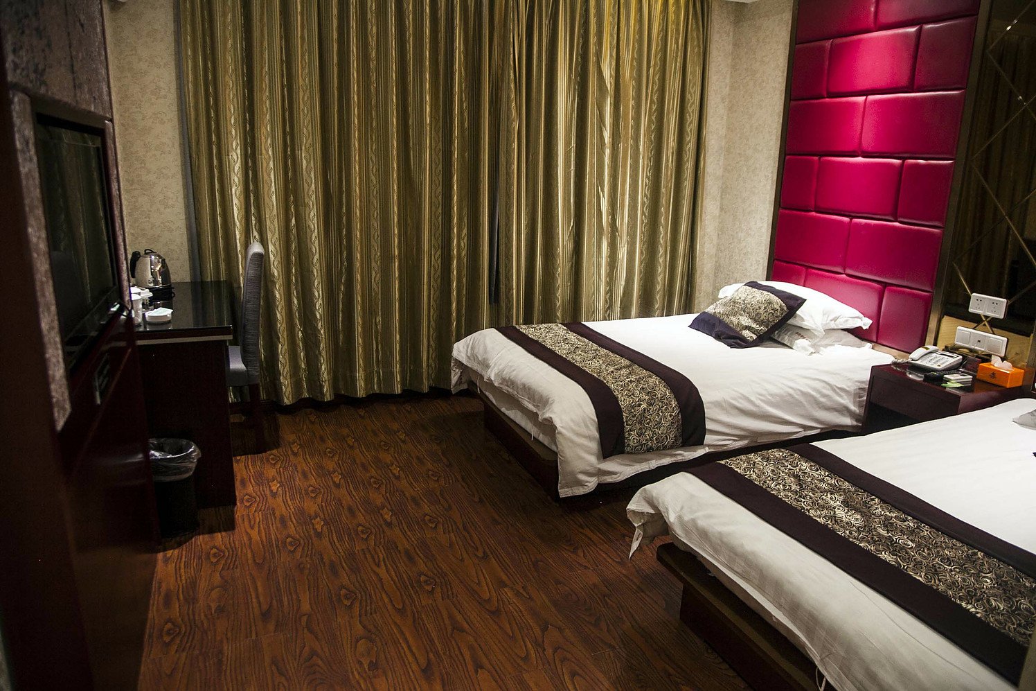 Xueyuan Hotel 2*