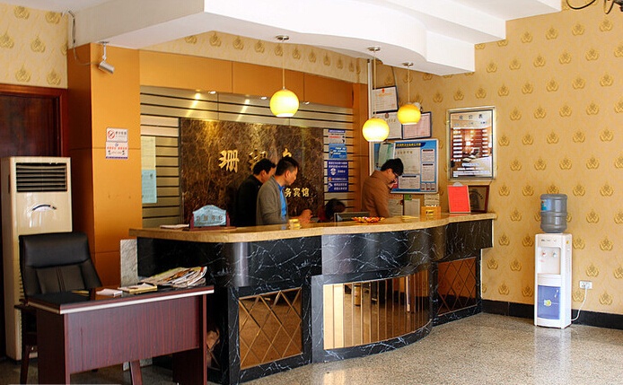 Xueyuan Hotel 2*