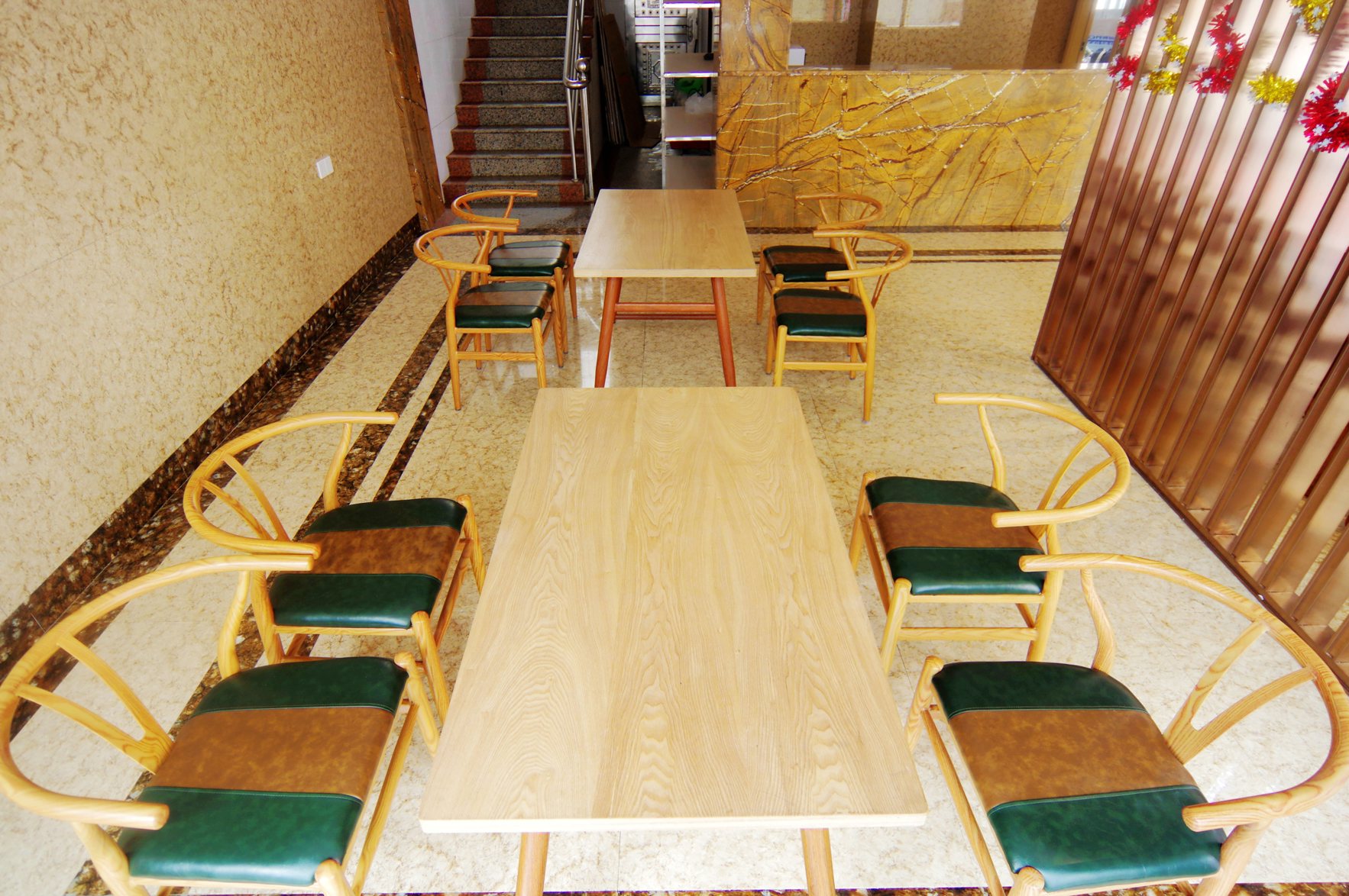 Zhongya Hotel 2*