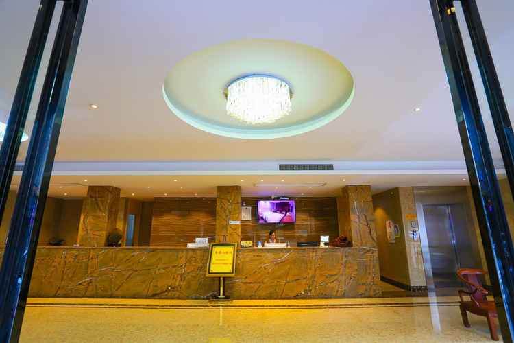 Zhongya Hotel 2*
