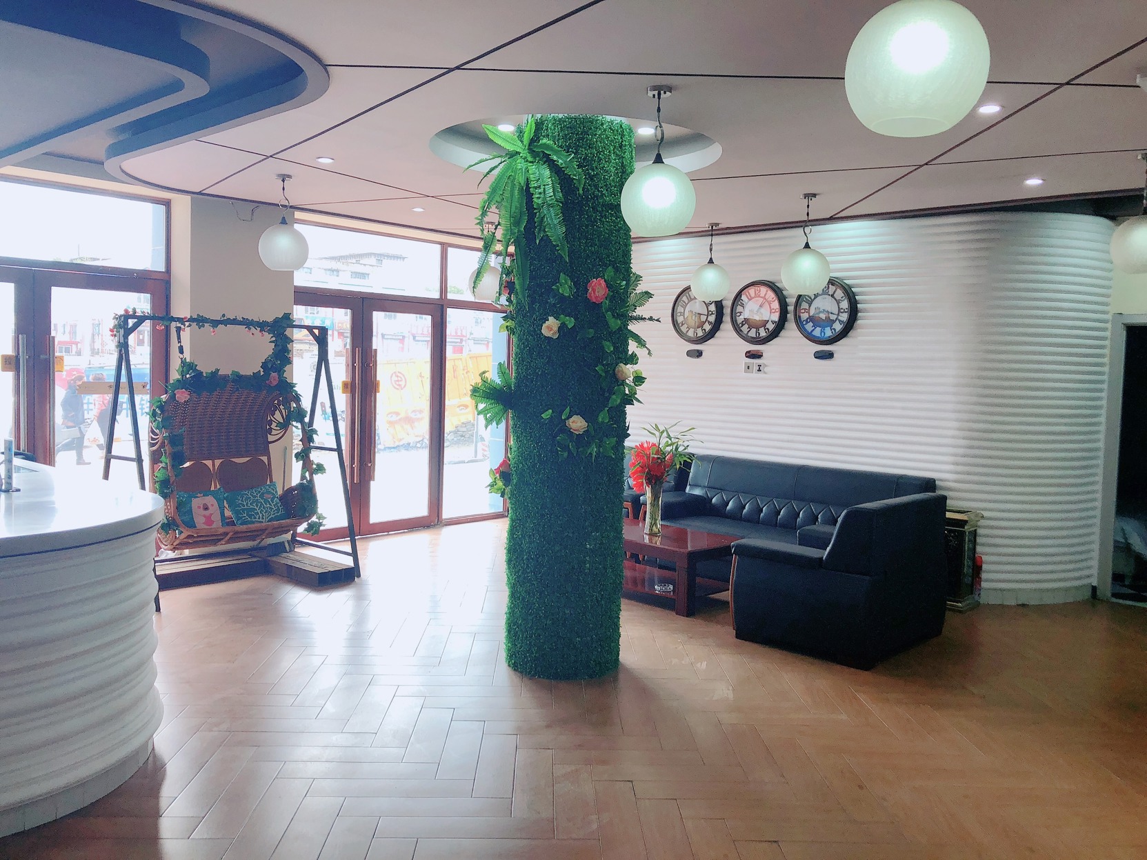 Chocolate Boutique Hotel (Harbin Nongda Shop) 2*