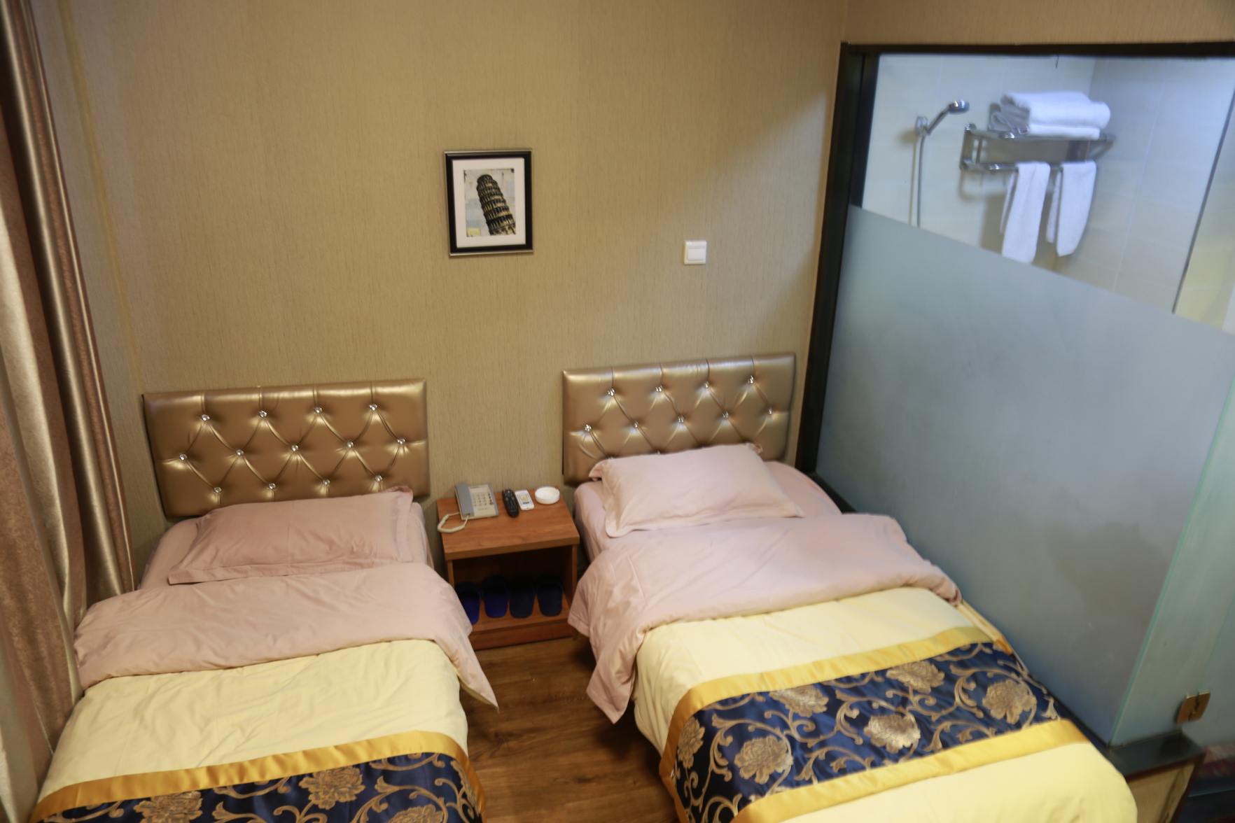 Home Inn Huaxuan Collection Hotel (Changchun  Station North Exit) 2*
