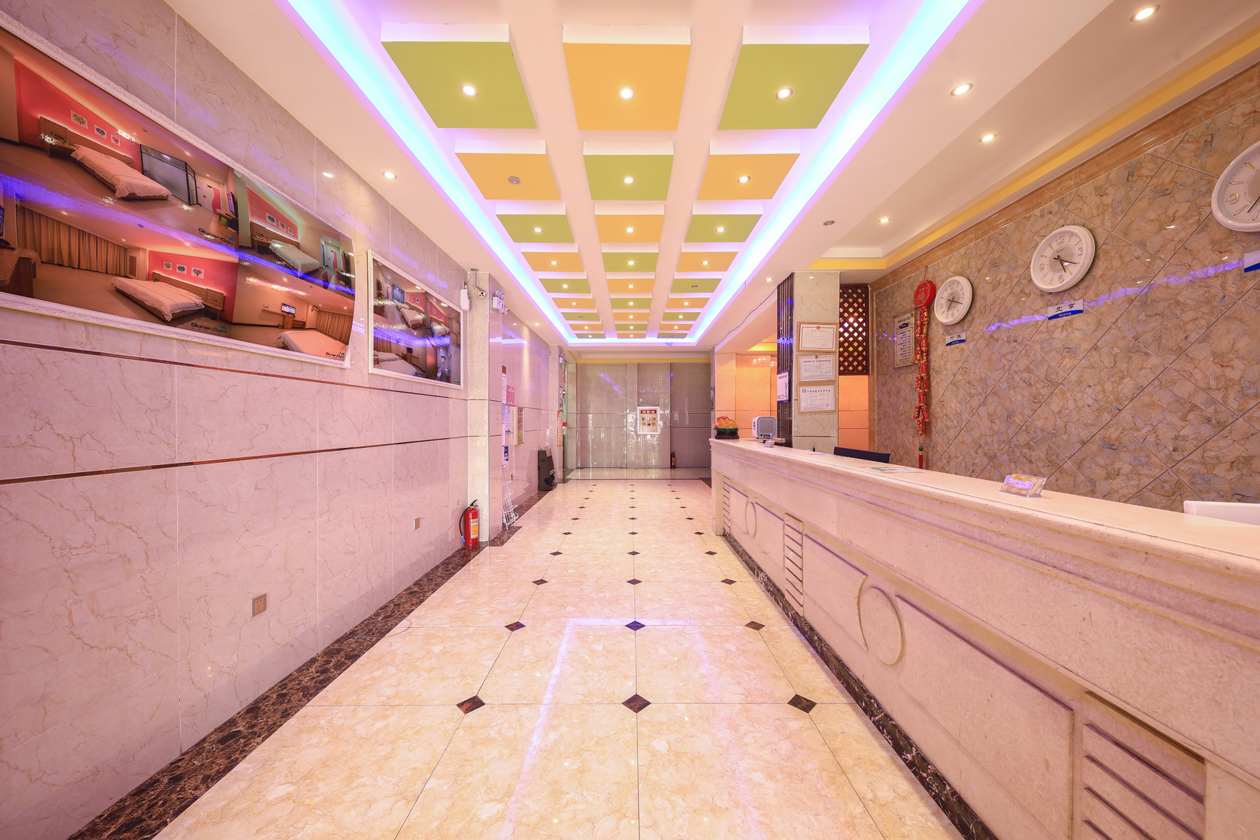 GOLIND Boutique Hotel (Haikou East Railway Station) 2*