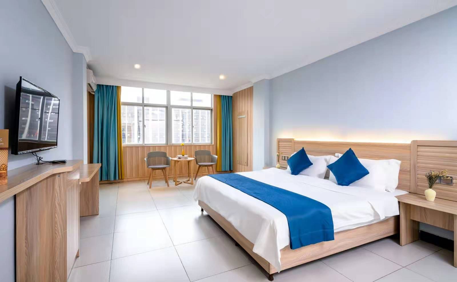 GOLIND Boutique Hotel (Haikou East Railway Station) 2*