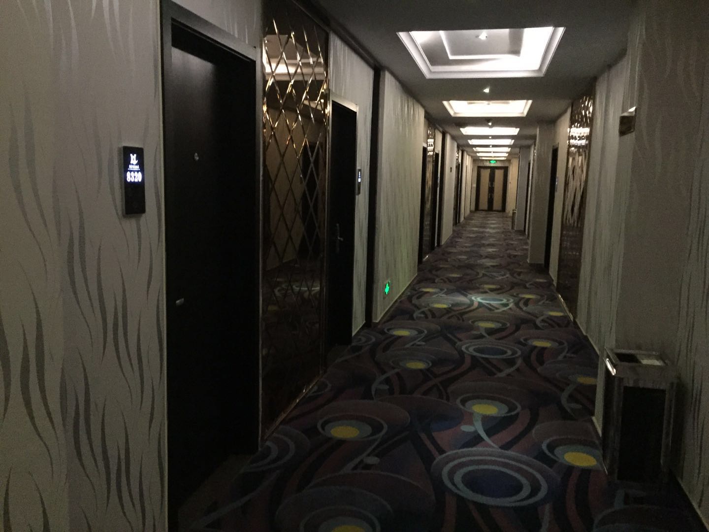 Aifeel Hotel 3*