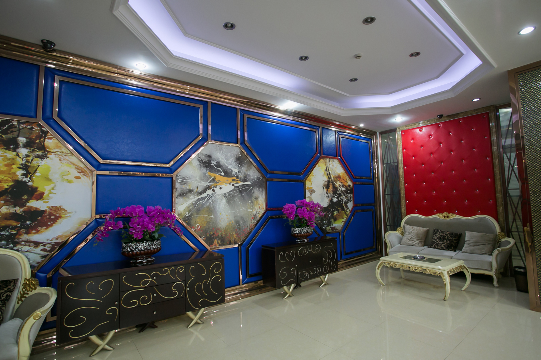 Aifeel Hotel 3*