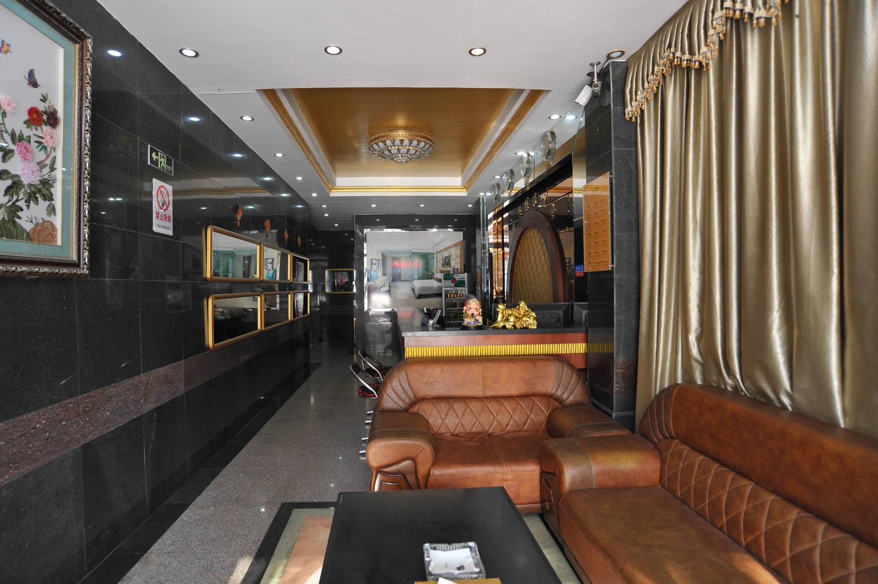 24h Of the only Beauty Hotel (Dongguan Jinhua Hotel) 2*