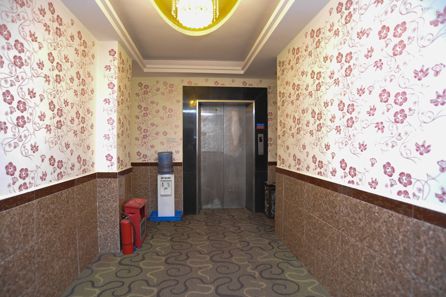 24h Of the only Beauty Hotel (Dongguan Jinhua Hotel) 2*