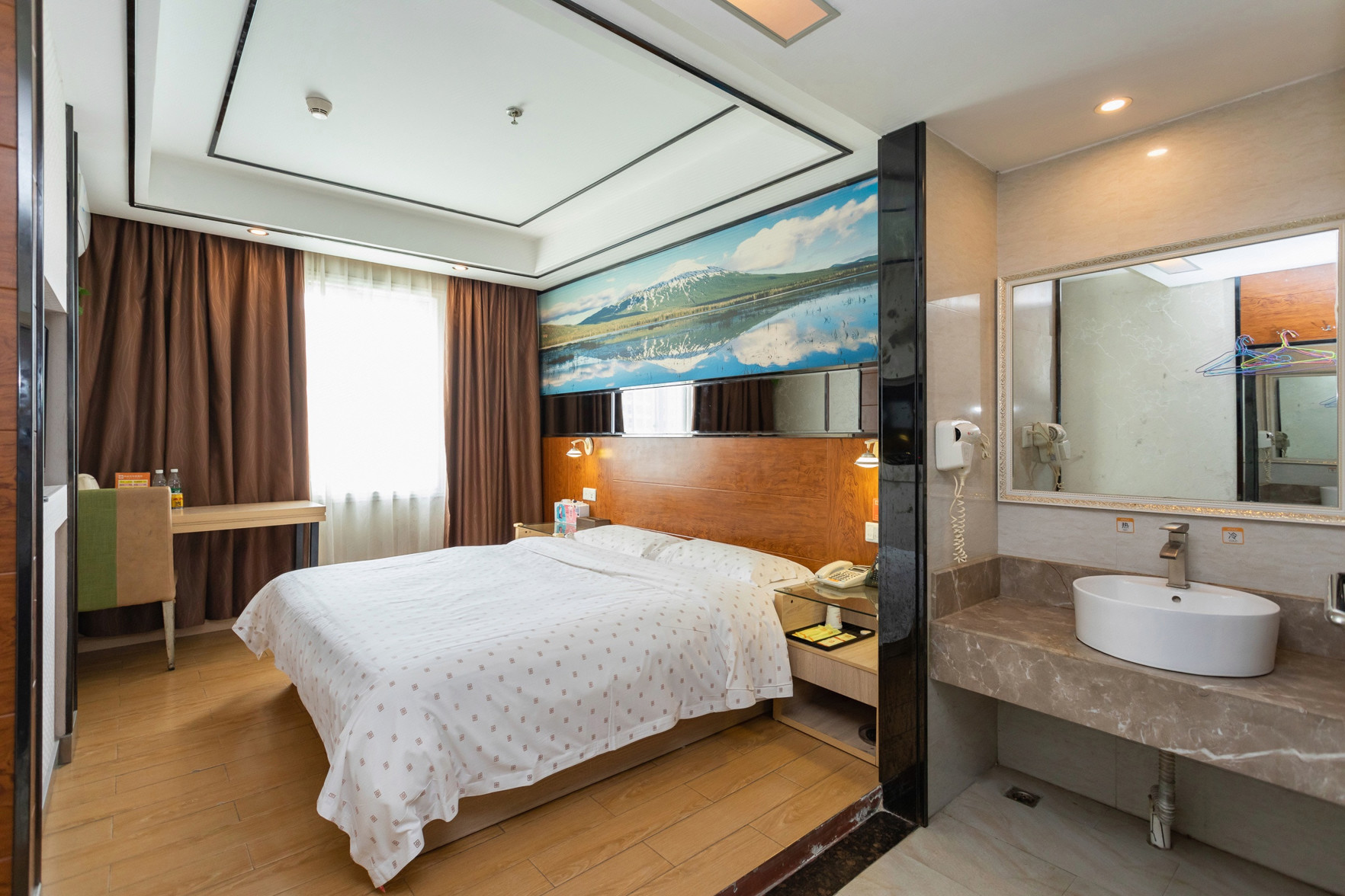 Ruji · Ruji Hotel (Songgang bus station, Shenzhen) 2*
