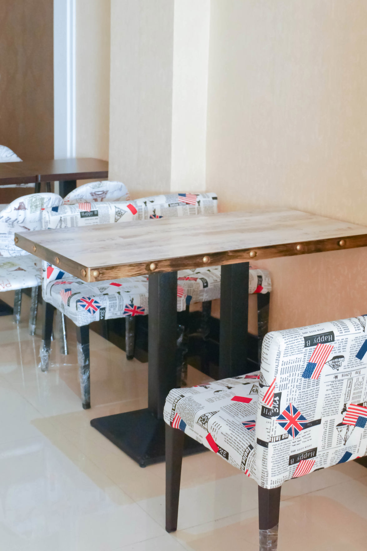 Aifeel Hotel 3*