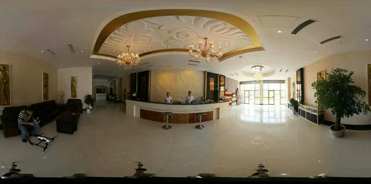 Aifeel Hotel 3*