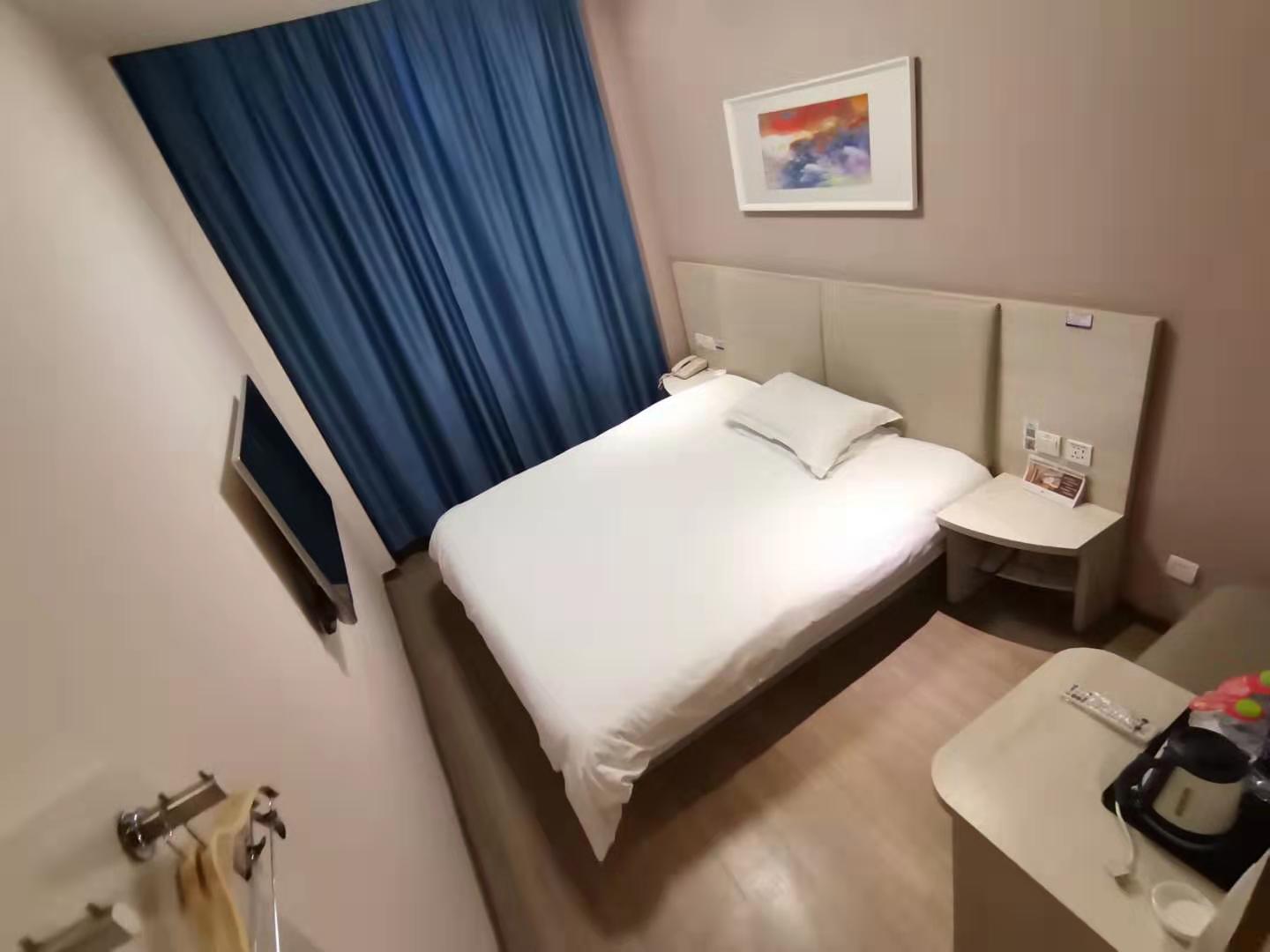 Grace Inn Hotel (Yantai Longkou Railway Station Tonghai Road) 2*