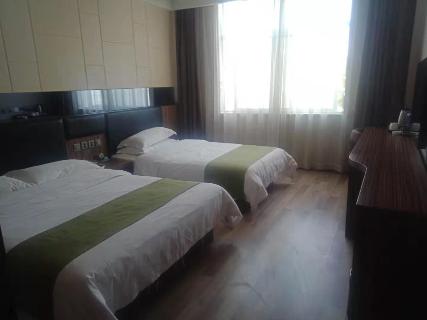 Baifurui Holiday Hotel (Xi'an Linyi Terracotta Warriors and Horses) 2*